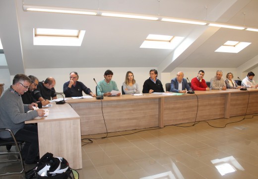 O Pleno Municipal de Brión aproba por unanimidade actualizar as ordenanzas fiscais